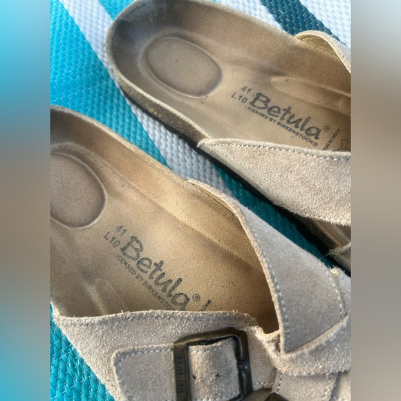 🎉✨HP🎉✨ Birkenstock Betula Suede Two buckle Sandals - Light Tan - Picture 13 of 14